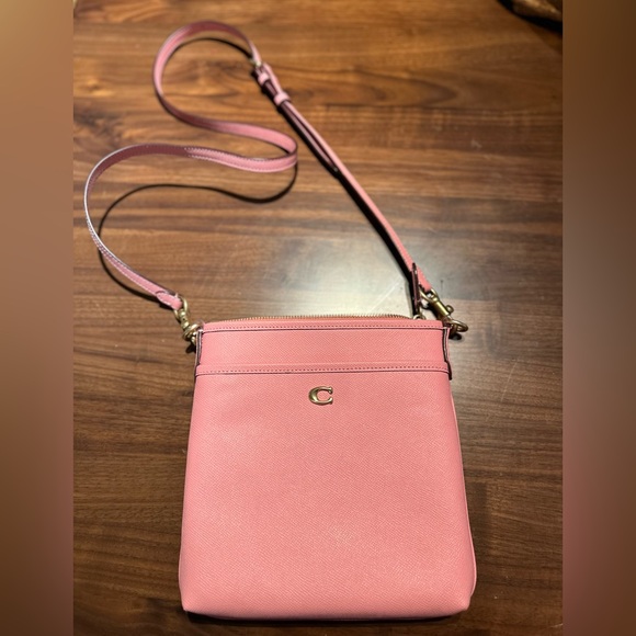 Coach Crossbody Pink *Barely Used* Bought from Coach website - Picture 5 of 7
